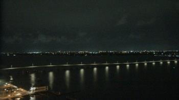 Weather camera view of Edison Grand tower 350 ft elev..