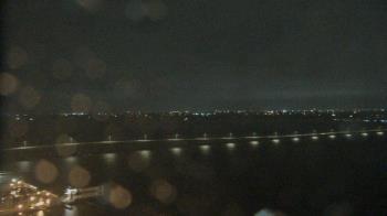 Weather camera view of Edison Grand tower 350 ft elev..