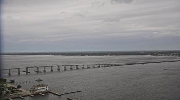 Weather camera view of Edison Grand tower 350 ft elev..