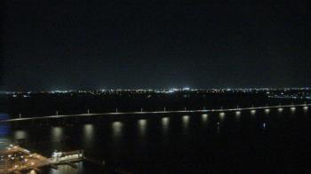 Weather camera view of Edison Grand tower 350 ft elev..