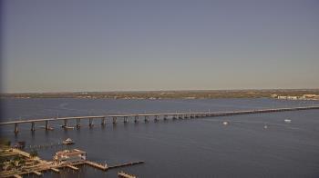 Weather camera view of Edison Grand tower 350 ft elev..