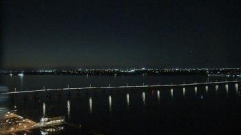 Weather camera view of Edison Grand tower 350 ft elev..