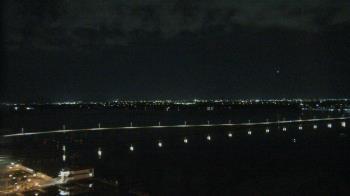 Weather camera view of Edison Grand tower 350 ft elev..