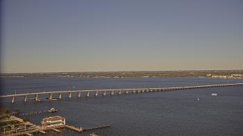 Weather camera view of Edison Grand tower 350 ft elev..