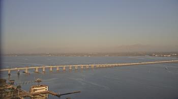 Weather camera view of Edison Grand tower 350 ft elev..