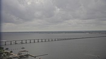 Weather camera view of Edison Grand tower 350 ft elev..