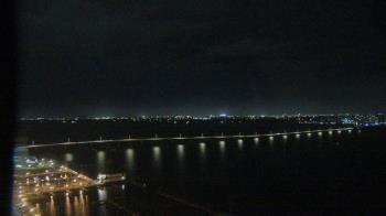 Weather camera view of Edison Grand tower 350 ft elev..