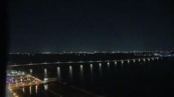 Weather camera view of Edison Grand tower 350 ft elev..