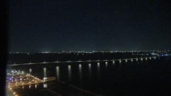 Weather camera view of Edison Grand tower 350 ft elev..