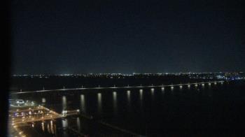 Weather camera view of Edison Grand tower 350 ft elev..