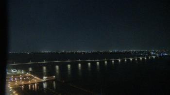 Weather camera view of Edison Grand tower 350 ft elev..