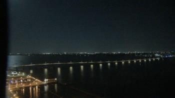 Weather camera view of Edison Grand tower 350 ft elev..