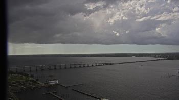 Weather camera view of Edison Grand tower 350 ft elev..