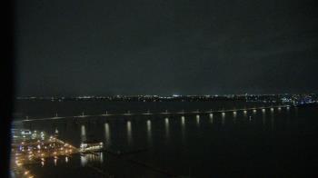 Weather camera view of Edison Grand tower 350 ft elev..