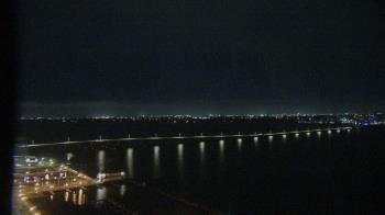 Weather camera view of Edison Grand tower 350 ft elev..