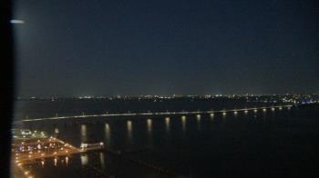 Weather camera view of Edison Grand tower 350 ft elev..