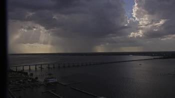 Weather camera view of Edison Grand tower 350 ft elev..