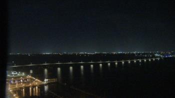 Weather camera view of Edison Grand tower 350 ft elev..