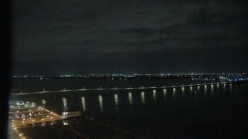 Weather camera view of Edison Grand tower 350 ft elev..