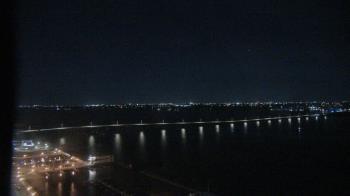Weather camera view of Edison Grand tower 350 ft elev..