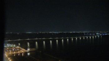 Weather camera view of Edison Grand tower 350 ft elev..