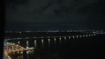 Weather camera view of Edison Grand tower 350 ft elev..