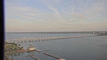 Weather camera view of Edison Grand tower 350 ft elev..