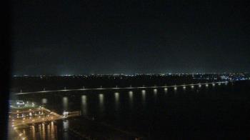 Weather camera view of Edison Grand tower 350 ft elev..