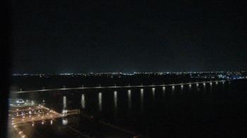Weather camera view of Edison Grand tower 350 ft elev..