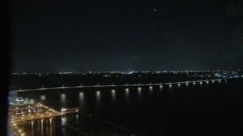 Weather camera view of Edison Grand tower 350 ft elev..