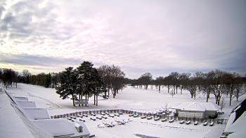 Weather camera view of Crystal Lake Country Club.