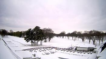 Weather camera view of Crystal Lake Country Club.