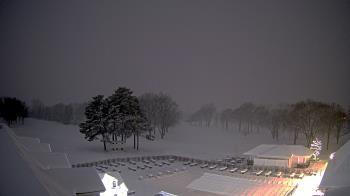 Weather camera view of Crystal Lake Country Club.