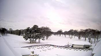 Weather camera view of Crystal Lake Country Club.