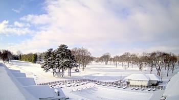 Weather camera view of Crystal Lake Country Club.