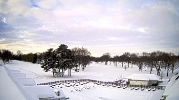 Weather camera view of Crystal Lake Country Club.