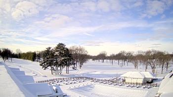 Weather camera view of Crystal Lake Country Club.