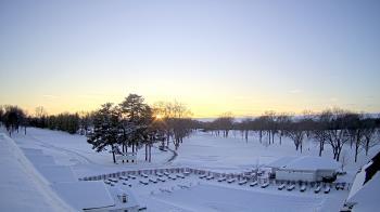 Weather camera view of Crystal Lake Country Club.