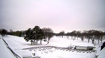 Weather camera view of Crystal Lake Country Club.