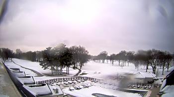 Weather camera view of Crystal Lake Country Club.