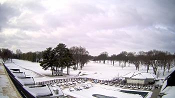 Weather camera view of Crystal Lake Country Club.