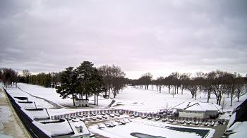 Weather camera view of Crystal Lake Country Club.