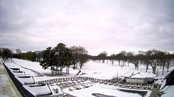 Weather camera view of Crystal Lake Country Club.