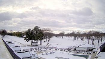Weather camera view of Crystal Lake Country Club.
