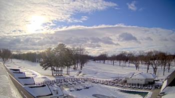 Weather camera view of Crystal Lake Country Club.