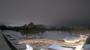 Weather camera view of Crystal Lake Country Club.