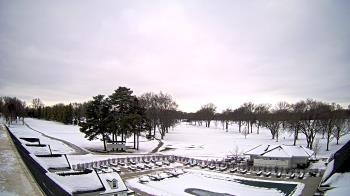 Weather camera view of Crystal Lake Country Club.