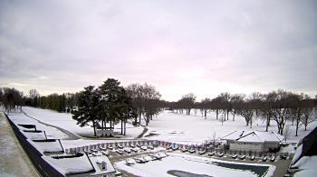 Weather camera view of Crystal Lake Country Club.