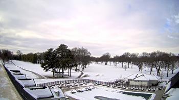 Weather camera view of Crystal Lake Country Club.