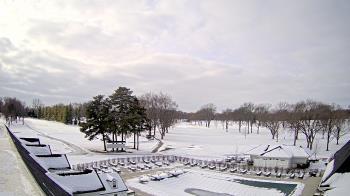 Weather camera view of Crystal Lake Country Club.